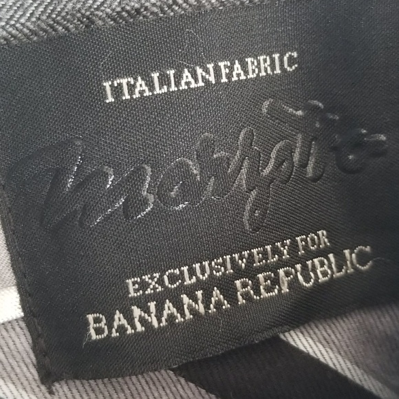 Banana Republic Wool Gray trousers - Picture 5 of 5